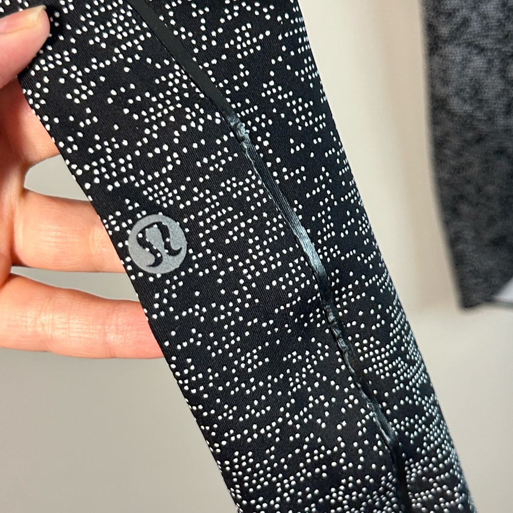 Lululemon Womens Quick Pace 7/8 Soundwave Leggings Size 10 Training Gym Yoga Run - Picture 11 of 16